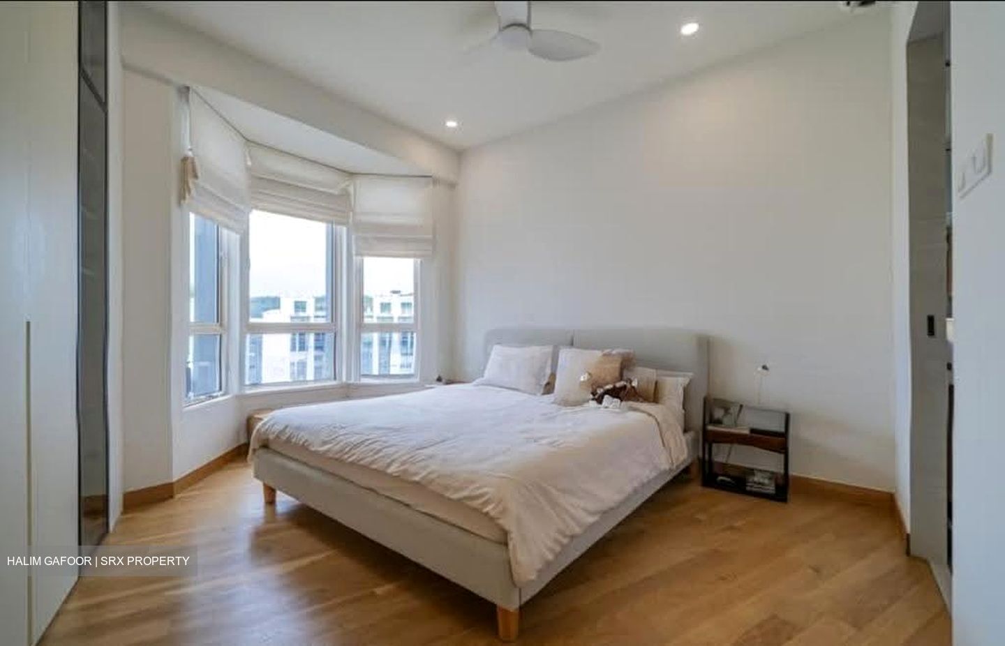 Hillington Green (D23), Condominium #609109141